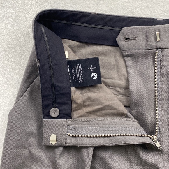 The Garment Banker Tapered Pants Collection 1 Pleated Front Trouser/Pant (Gray) - Picture 9 of 15